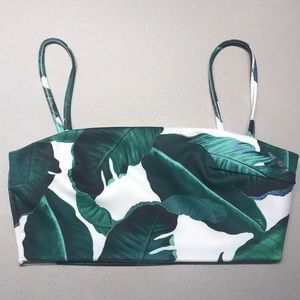 Misguided banana leaf top